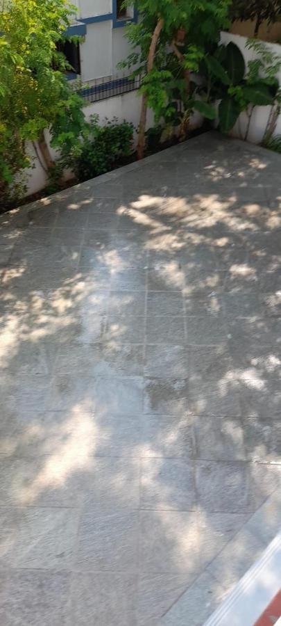 Mp Villa - Lovely Furnished Appartment Pondicherry Exteriör bild